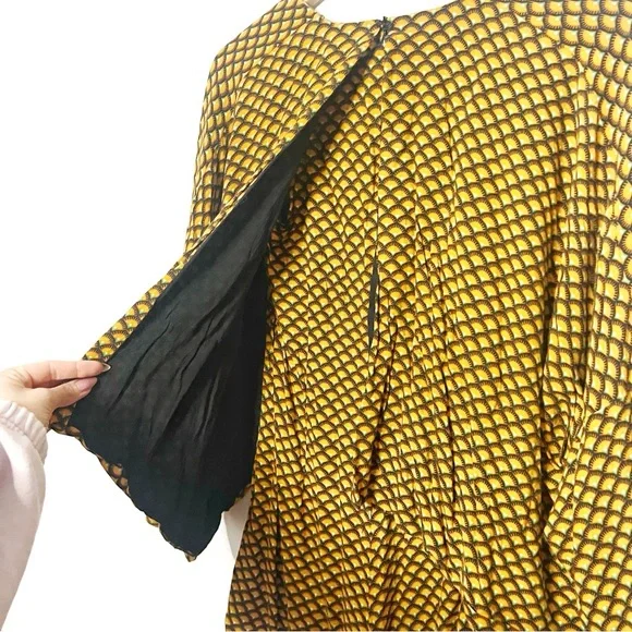 Farm Rio | Patterned Romper - Picture 6 of 7